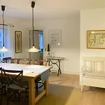 Historic Gamekeeper's House At Castle Tranekær
